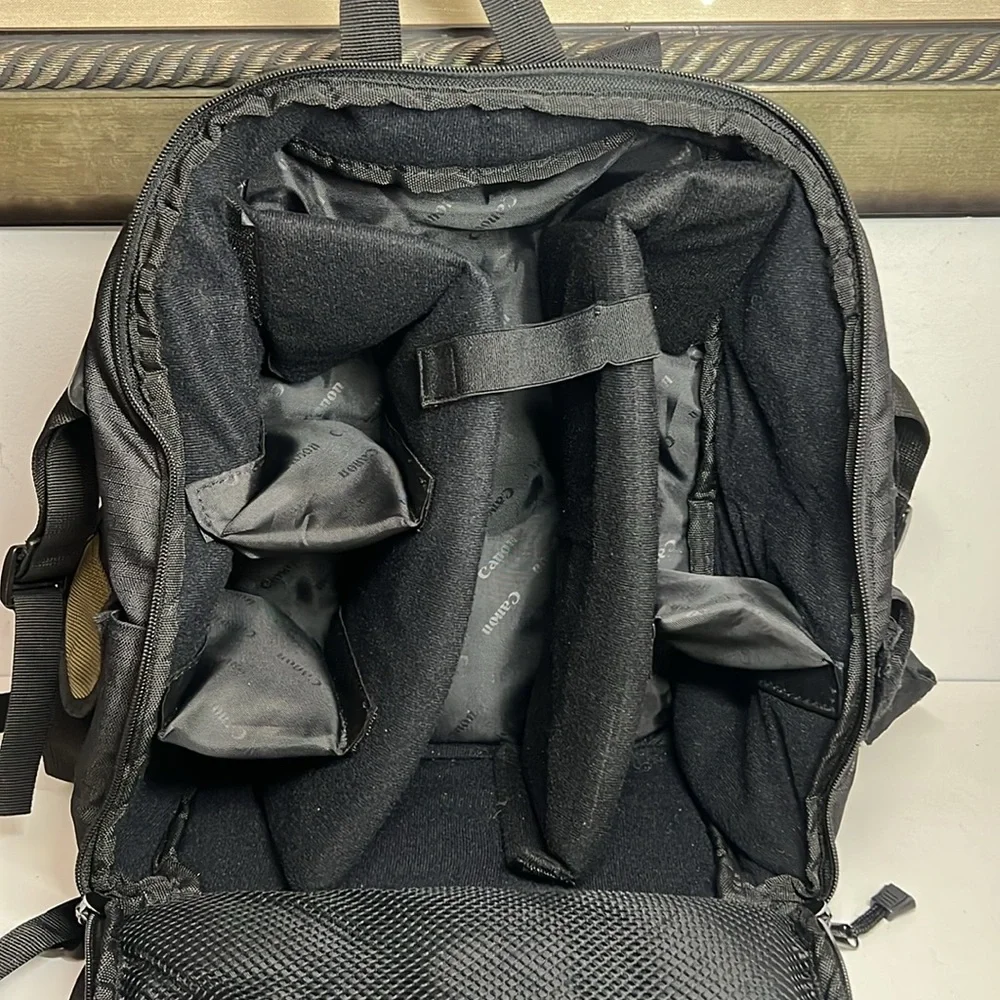 Canon Deluxe Backpack 200EG-water resistant back pack